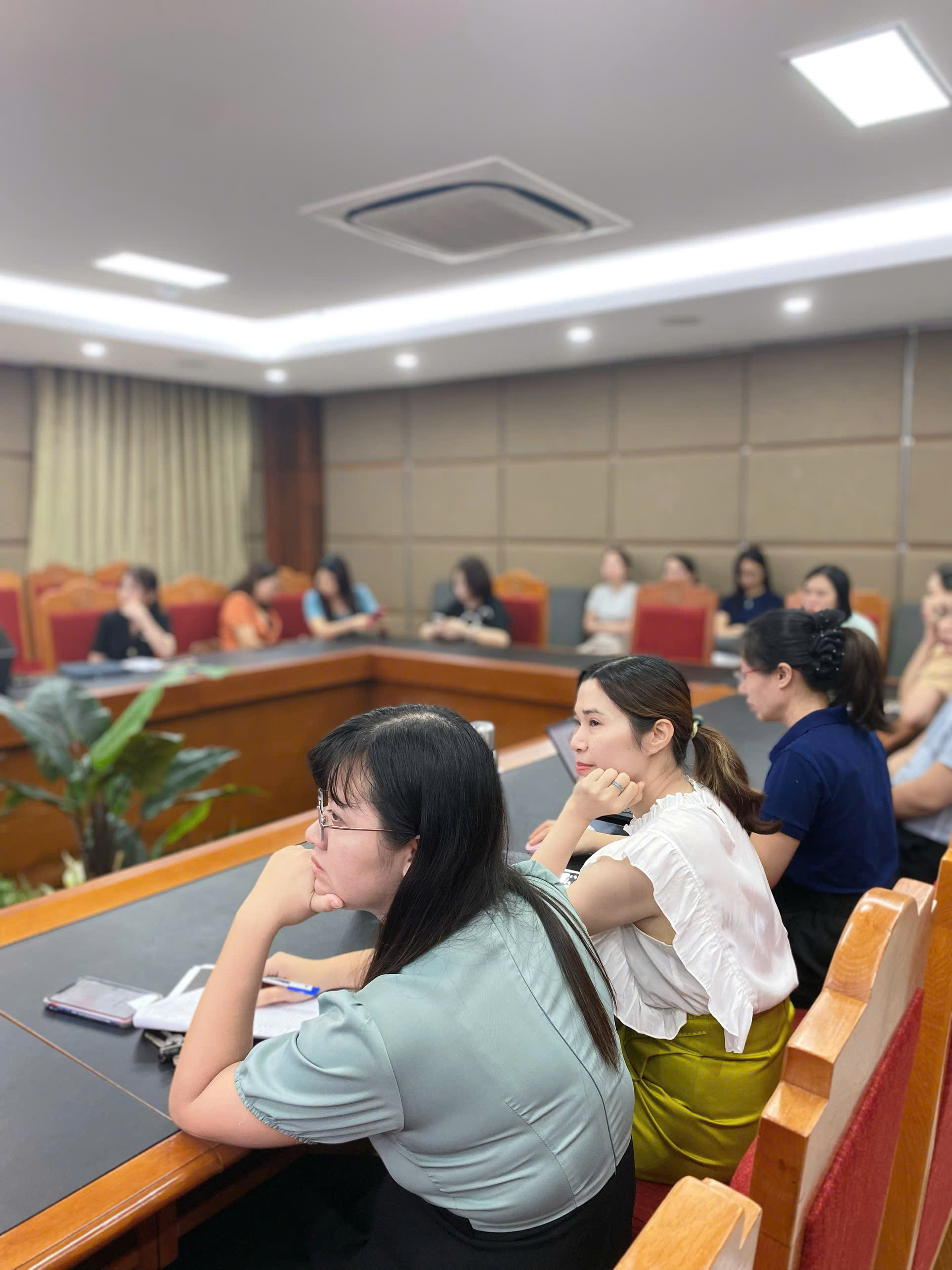 Xuất bản quốc tế: Tổng kết kinh nghiệm thực chiến cho nhà nghiên cứu trẻ