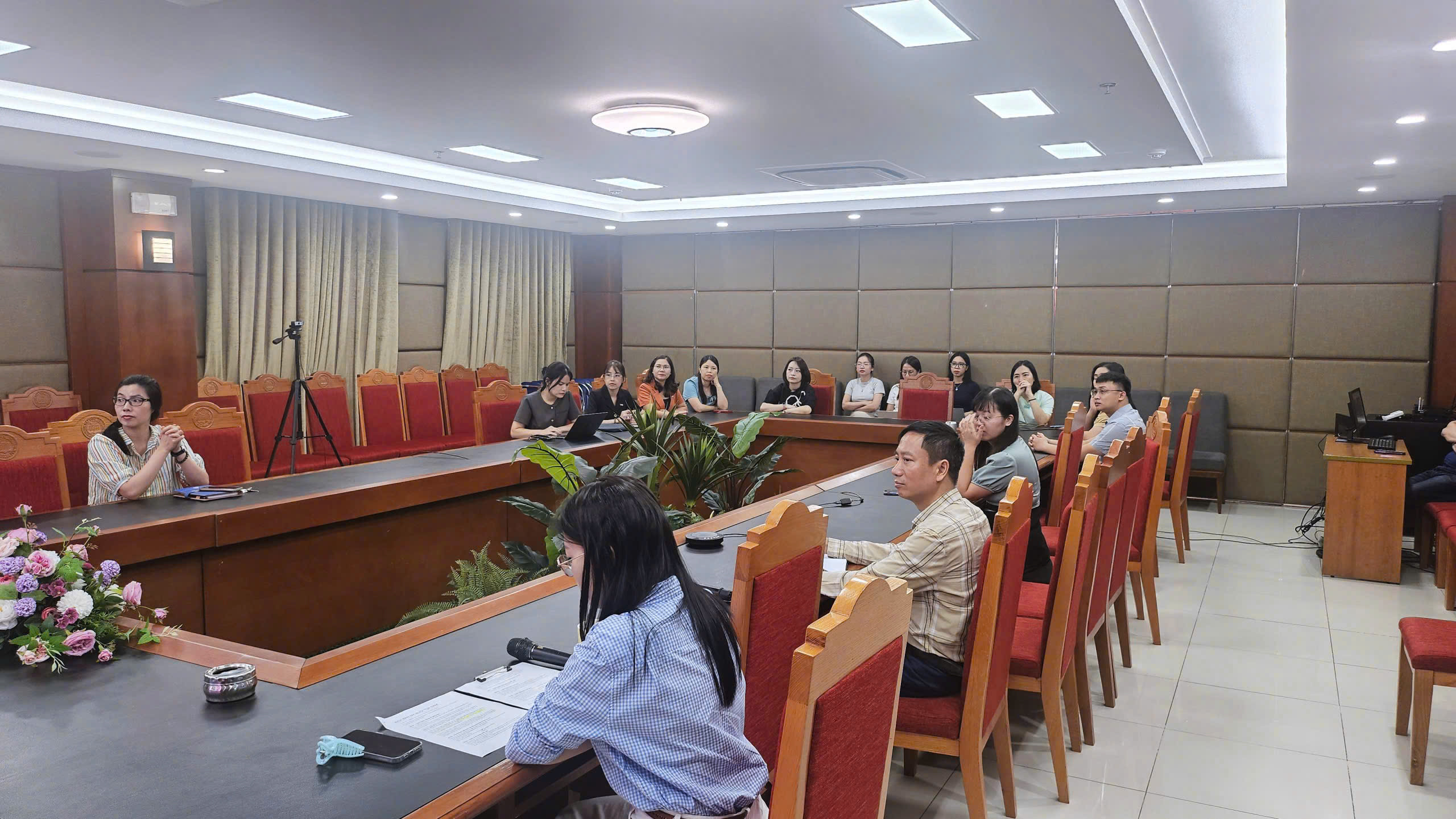 Xuất bản quốc tế: Tổng kết kinh nghiệm thực chiến cho nhà nghiên cứu trẻ