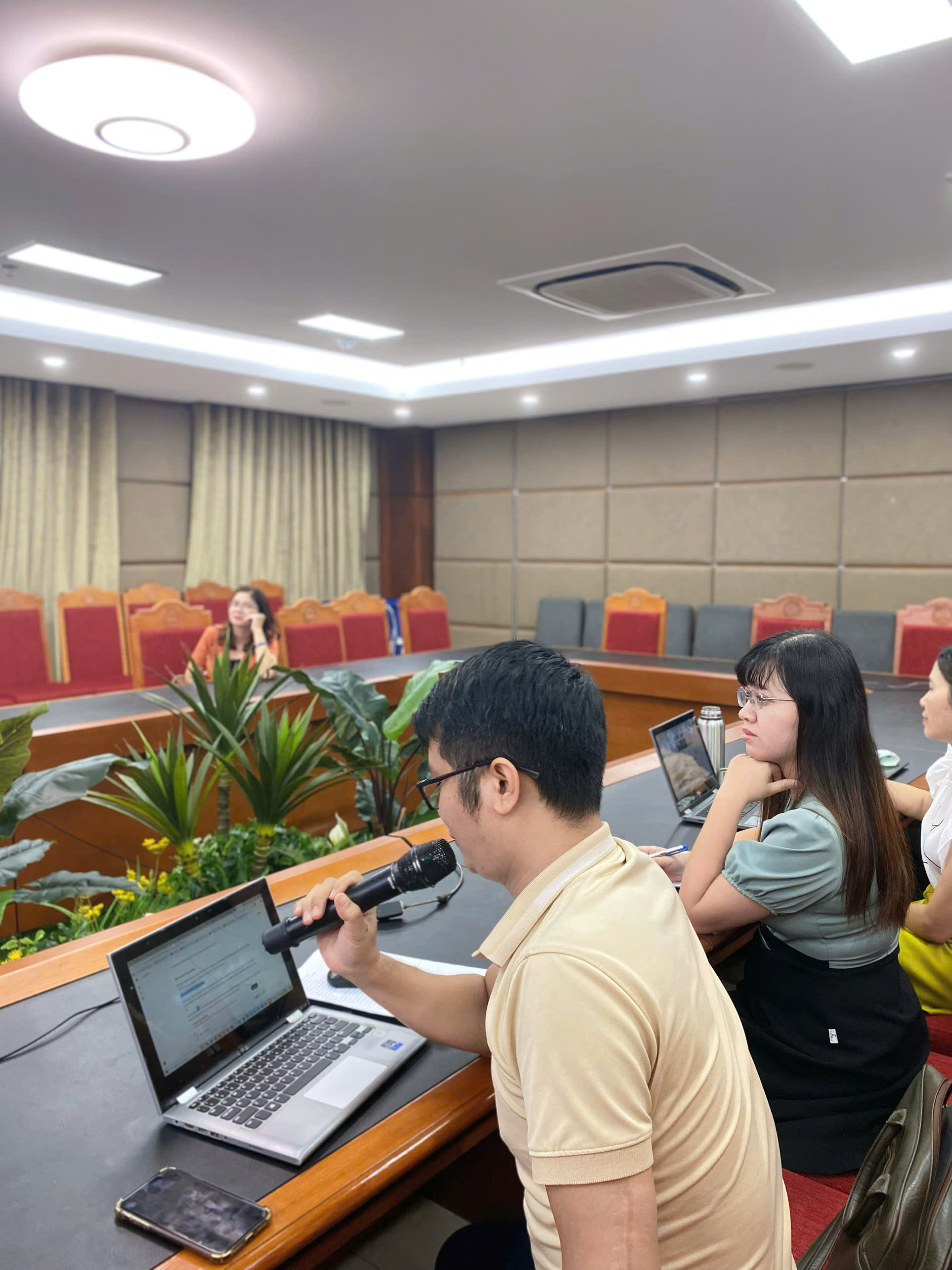 Xuất bản quốc tế: Tổng kết kinh nghiệm thực chiến cho nhà nghiên cứu trẻ