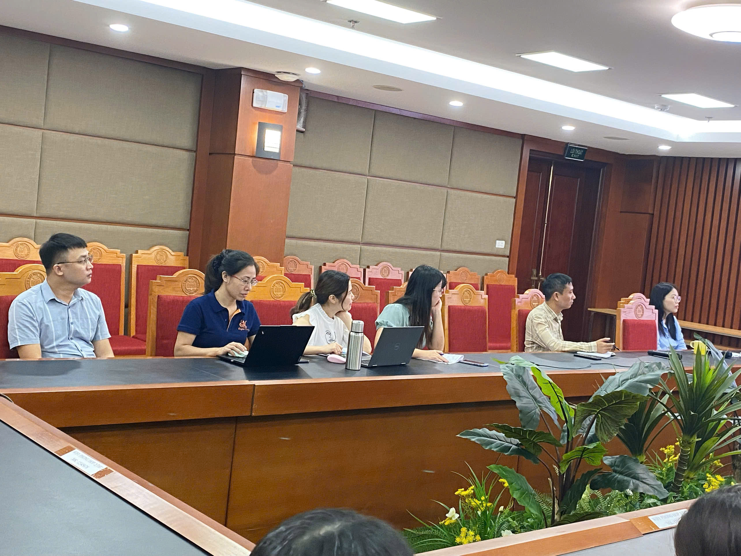 Xuất bản quốc tế: Tổng kết kinh nghiệm thực chiến cho nhà nghiên cứu trẻ
